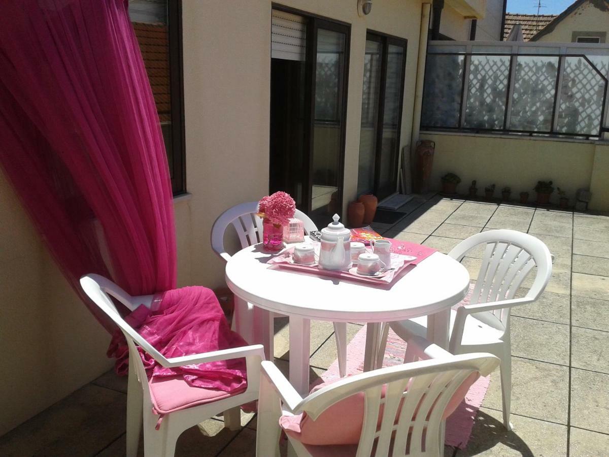Rooms Near The Beach Espinho  Buitenkant foto